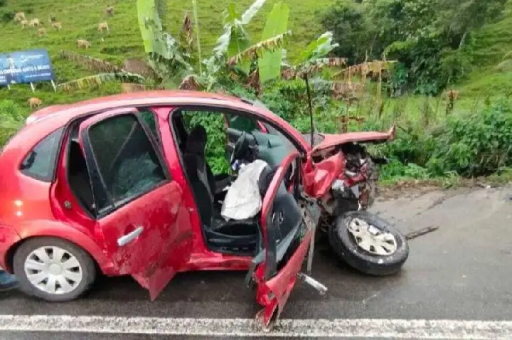 Acidentes na BR-470 matam dois e deixam cinco feridos em SC