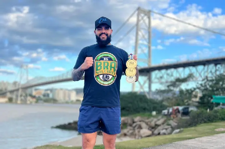 Atleta joaçabense conquista o título de campeão sul brasileiro de jiu-jitsu 2024