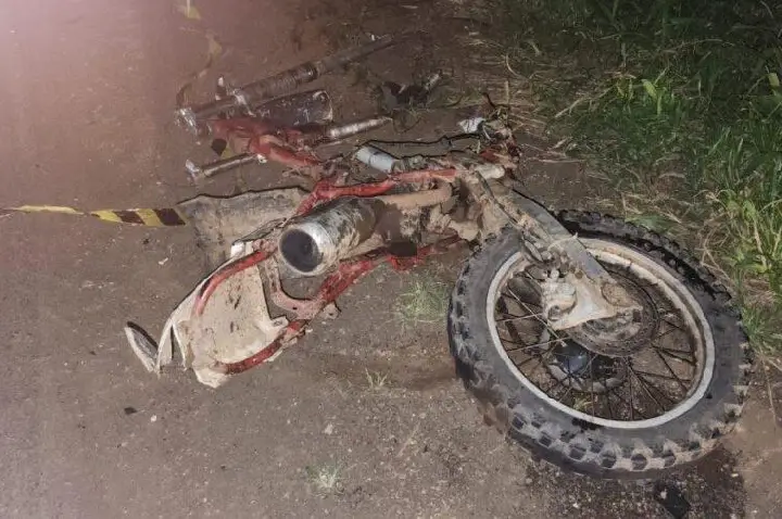 Colisão entre picape e moto de trilha mata homem de 26 anos na SC-355 em Jaborá