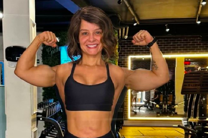 Maiara chama a atenção ao exibir shape musculoso: 'Pra quem não acreditou'