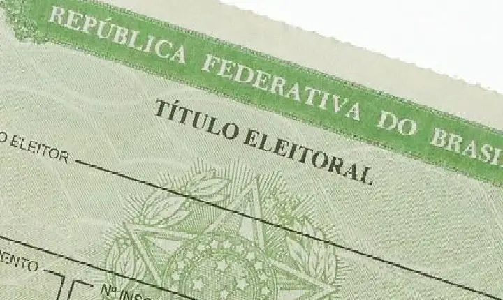 Prazo final para regularizar título de eleitor termina em maio.