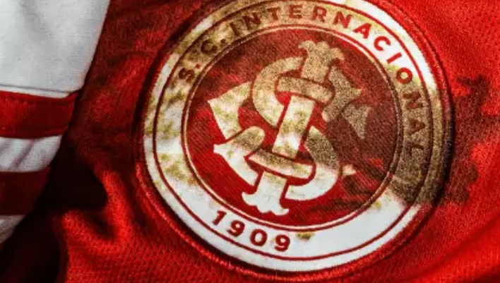 Inter joga com uniforme “embarrado” em apoio ao RS