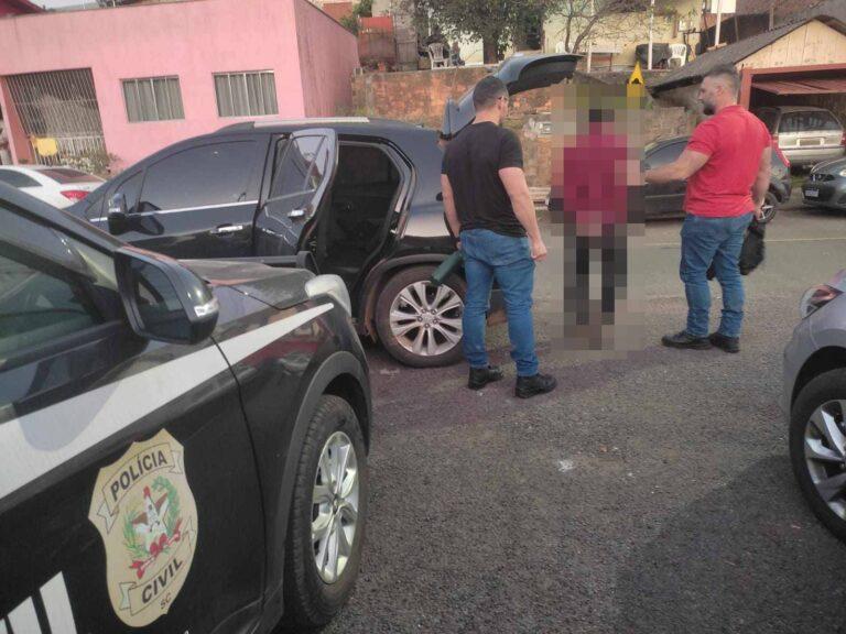 Homem é preso por policiais civis de Herval d’ Oeste e Erval Velho em Campos Novos