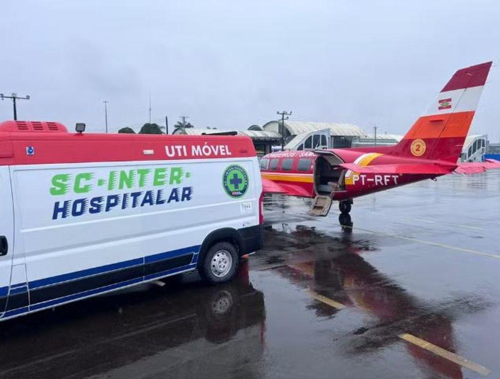 Avião dos bombeiros percorre 3,6 mil km para trazer morador de SC que sofreu acidente na Bahia