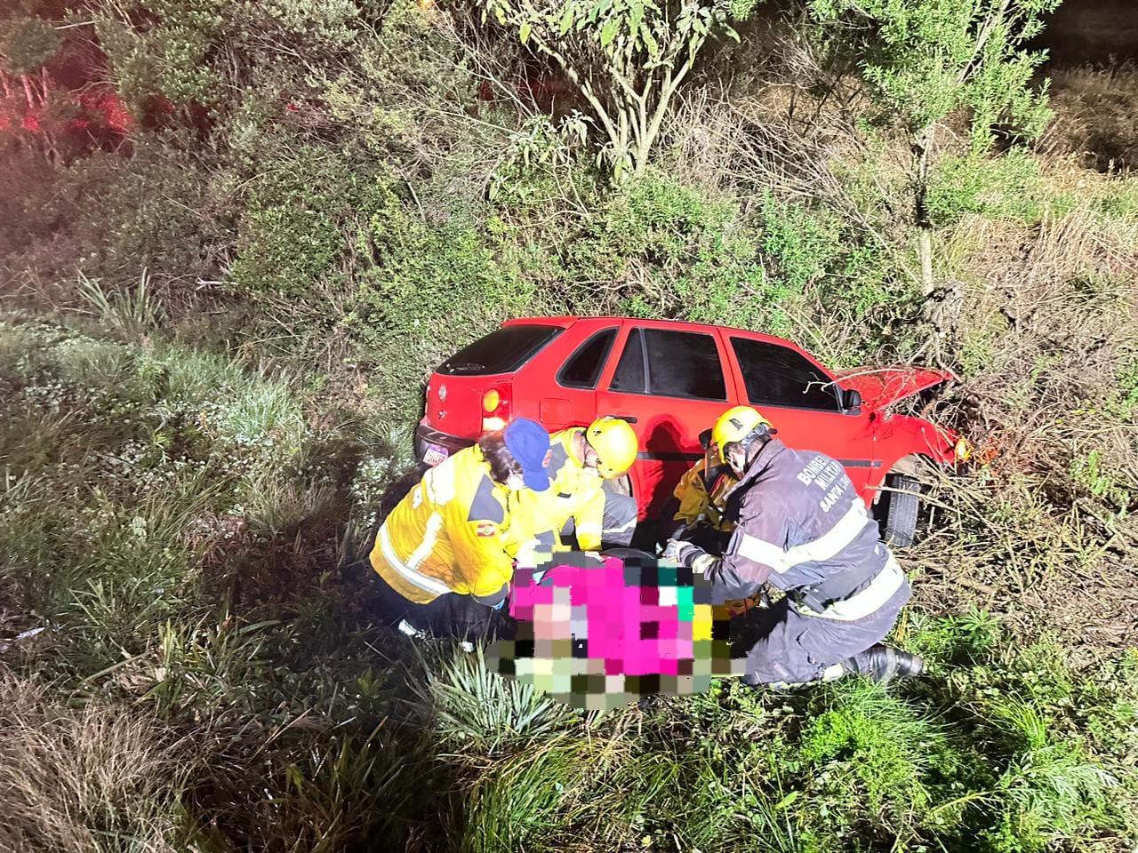 Colisão entre dois veículos é registrada na BR-282 em Campos Novos