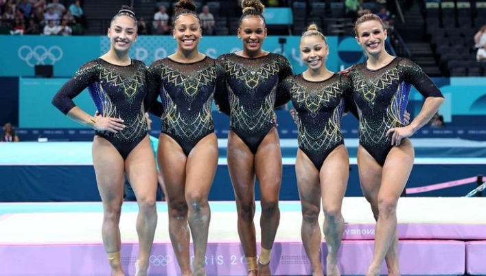 Pódio histórico: Brasil é bronze na ginástica artística por equipes