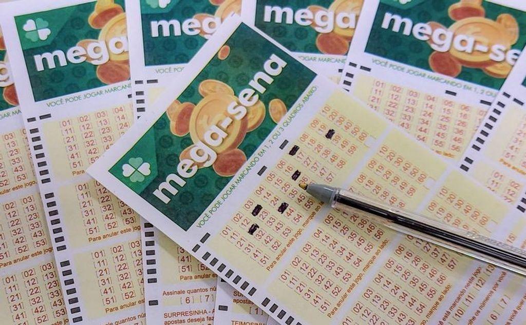 Apostas de SC levam mais de R$ 70 mil na quina da Mega-Sena; confira o resultado