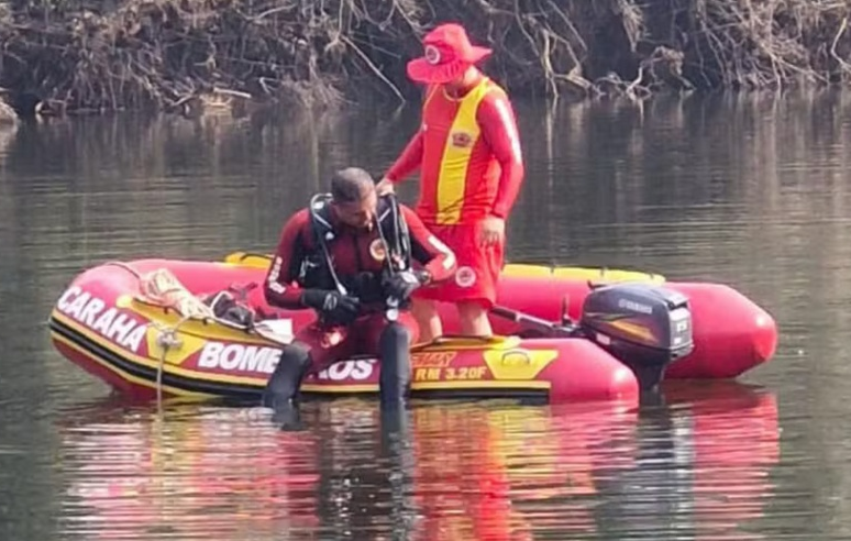 Duas pessoas morrem após canoa virar durante pescaria em rio de SC