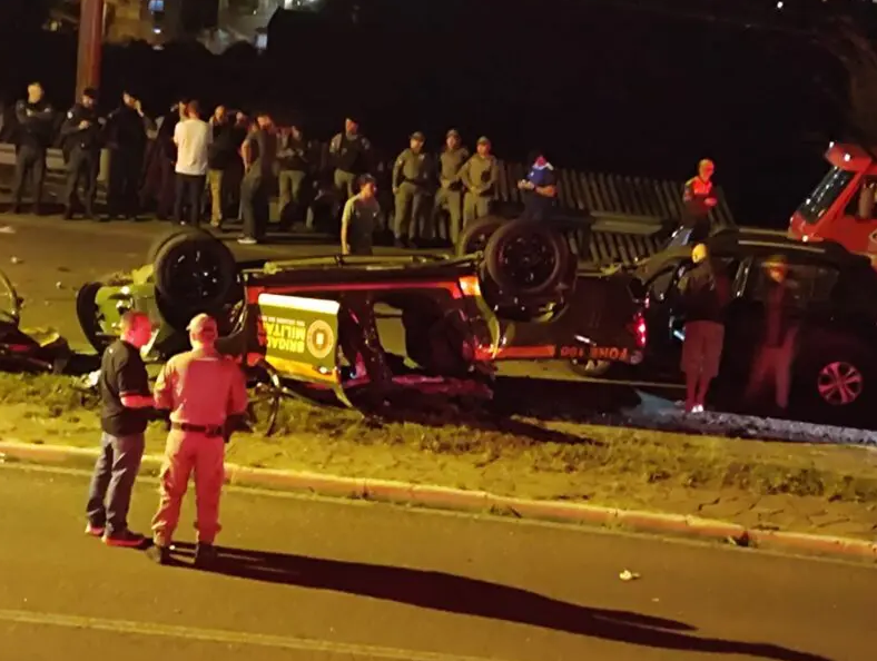 Acidente durante perseguição mata dois policiais e deixa feridos na BR-116, em Caxias do Sul