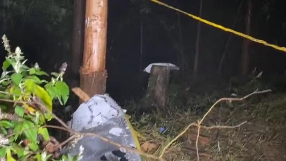 Avião que saiu de Florianópolis e caiu no interior de SP tinha cinco ocupantes; todos morreram