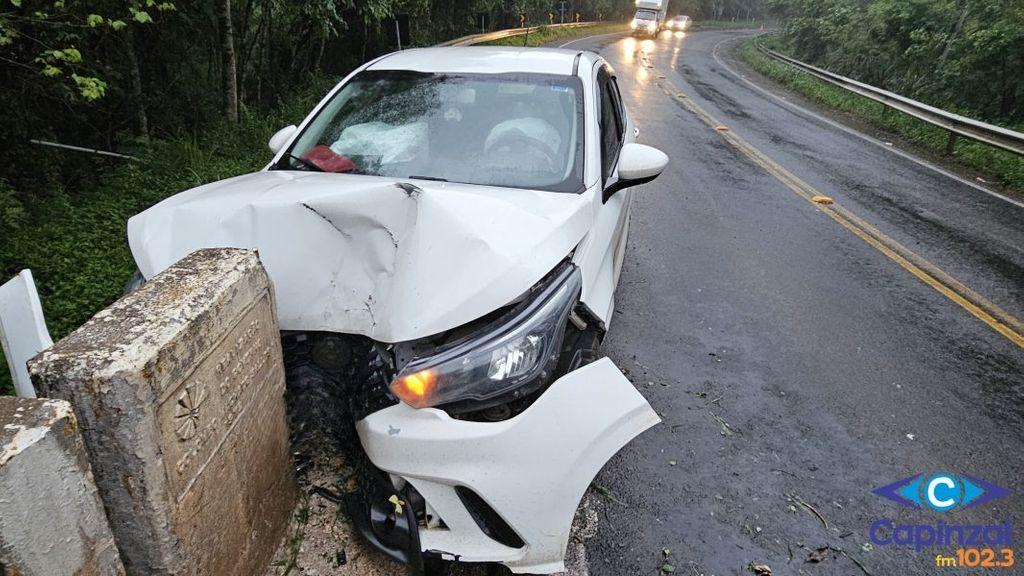 Saída de pista deixa mulher ferida entre Joaçaba e Lacerdópolis