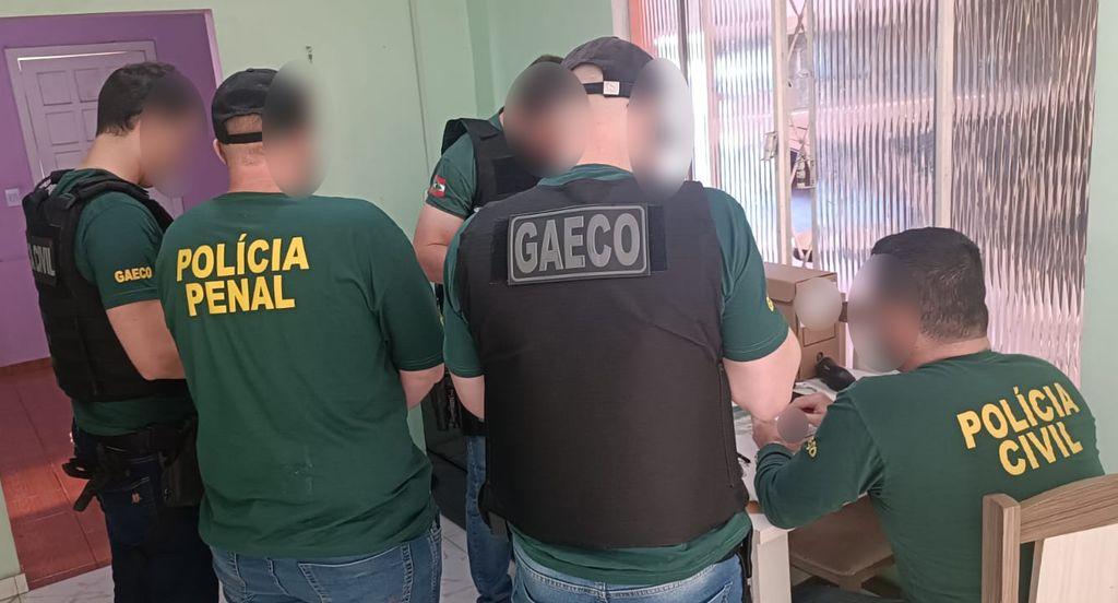 Herval d'Oeste é alvo de operação do Gaeco que cumpre mandados de busca, prisão e apreensão