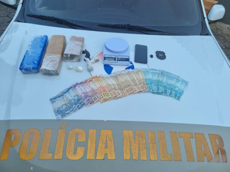 Homem é preso com quase 2Kg de maconha e cocaína e R$ 4,8 mil, em Piratuba