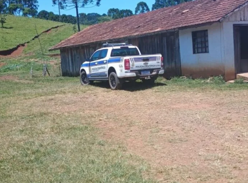 Homens armados invadem residência em Rio das Antas