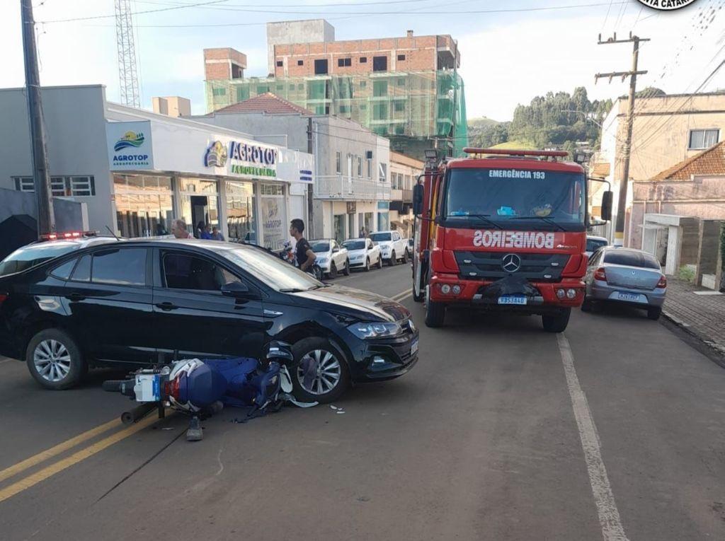 Motociclista fica gravemente ferido em acidente em Salto Veloso