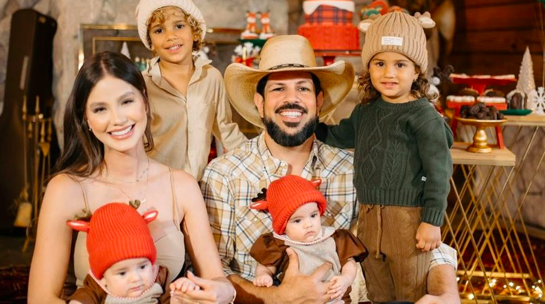 Mãe de quatro, Biah Rodrigues revela se planeja mais filhos com Sorocaba.